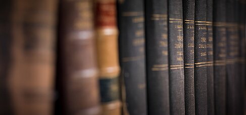 Historische Gesetzesbücher